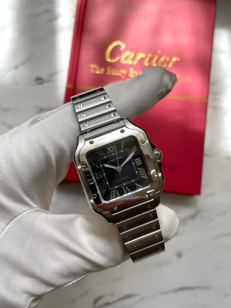 De Cartier Blue Dial Medium 2024